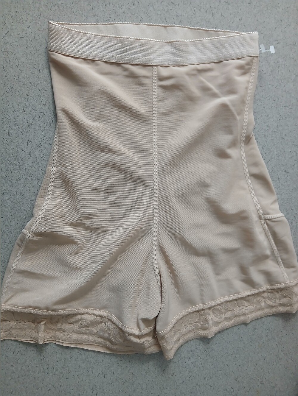 Nude High-Waist Shaping Shorts Size S Never Worn.